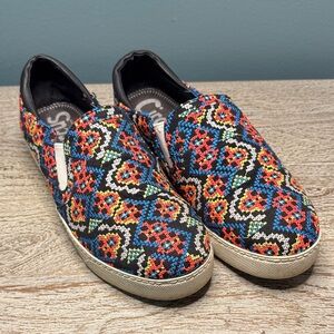 Circus by Sam Edelman Multicolor Patterned Slip-Ons